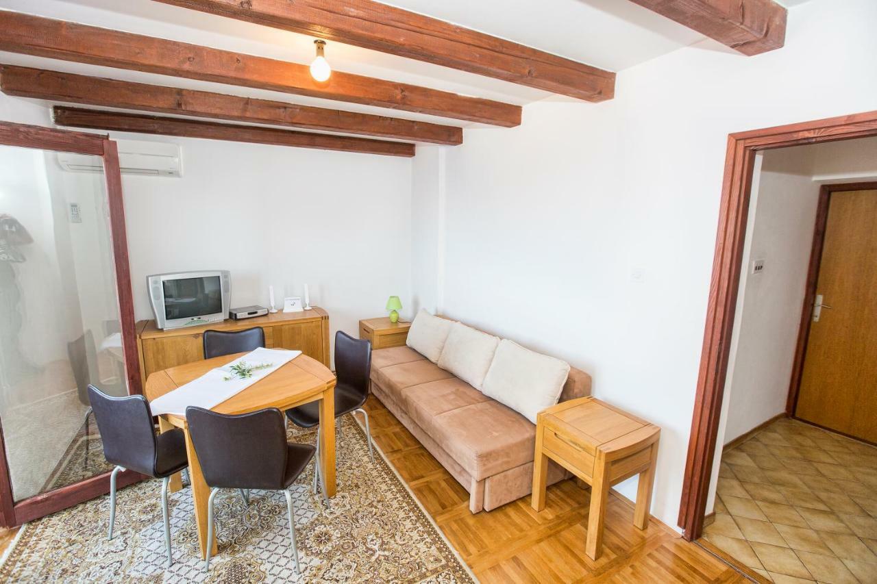 Penthouse Karlobag 아파트 외부 사진